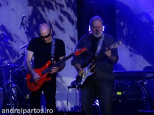 Joe Satriani și Mike Keneally