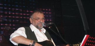 Adrian Berinde în clubul The Silver Church (27.01.2011) Adrian Berinde in clubul The Silver Church