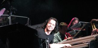 YANNI LA ZONE ARENA (14.09.2011) YANNI LA ZONE ARENA