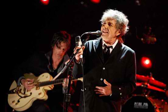 Bob Dylan interzice folosirea telefoanelor mobile la concertele sale din Marea Britanie