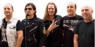 Iris a rămas fără solist: Rockerul Rafael a părăsit trupa după doi ani