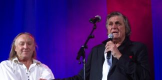 HRUȘCĂ ȘI PIERSIC LA SALA PALATULUI (15.12.2014)