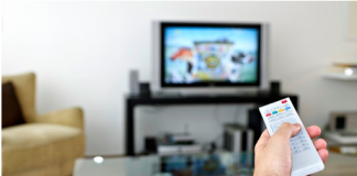 Parlamentari ai PDL şi PNL propun interzicerea cenzurii la TV. Amenzile ar ajunge până la un milion de lei