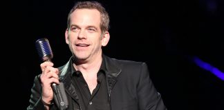 EXCLUSIV | GAROU: Trăim într-o lume în care se pune accentul pe fizic, iar soliştii trebuie să se zbată mai mult pentru a ieşi la suprafaţă (27.03.2015)