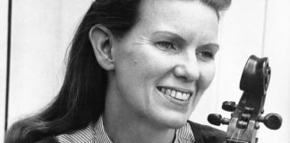 A MURIT JEAN RITCHIE (8.12.1922 – 1.06.2015). R.I.P!