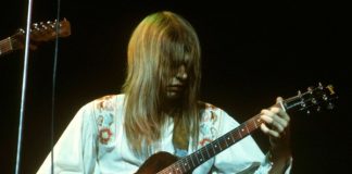 STEVE HOWE VĂ RECOMANDĂ 5 PIESE YES