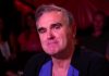 Morrissey, invitat în emisiunea lui Larry King: „Astăzi mai mult se vorbește despre muzică decât se cântă pe bune” – VIDEO