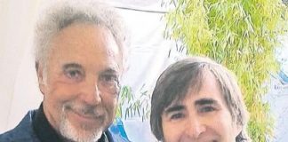 După 20 de ani: Ricky Dandel a vorbit cu Tom Jones despre „Cerbul de Aur ‚96”