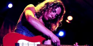 Ana Popovic: „Când sunt pe scenă, vreau să cânt cu pasiune și încerc să scot la iveală energia pe care o avea Jimi Hendrix”