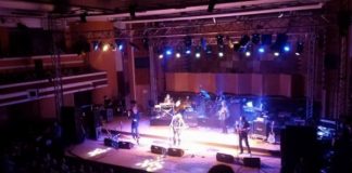 Experienţa Dire Straits a umplut Sala „Capitol” din Timişoara până la refuz VIDEO