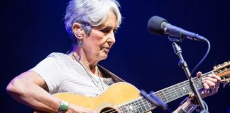 Joan Baez: „Va fi un drum cu turbulențe alături de Trump și avem nevoie de piese actuale de protest”