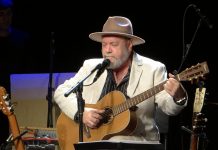 ARMINDEN CU NICU ALIFANTIS sau MAGIA DEGETELOR PE STRUNE ARMINDEN CU NICU ALIFANTIS sau MAGIA DEGETELOR PE STRUNE