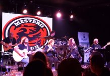 Cronică vorbită după concertul Meșterii Rock din The Pub Universității (13.11.2025) Cronică vorbită după concertul Meșterii Rock din The Pub Universității (13.11.2025)