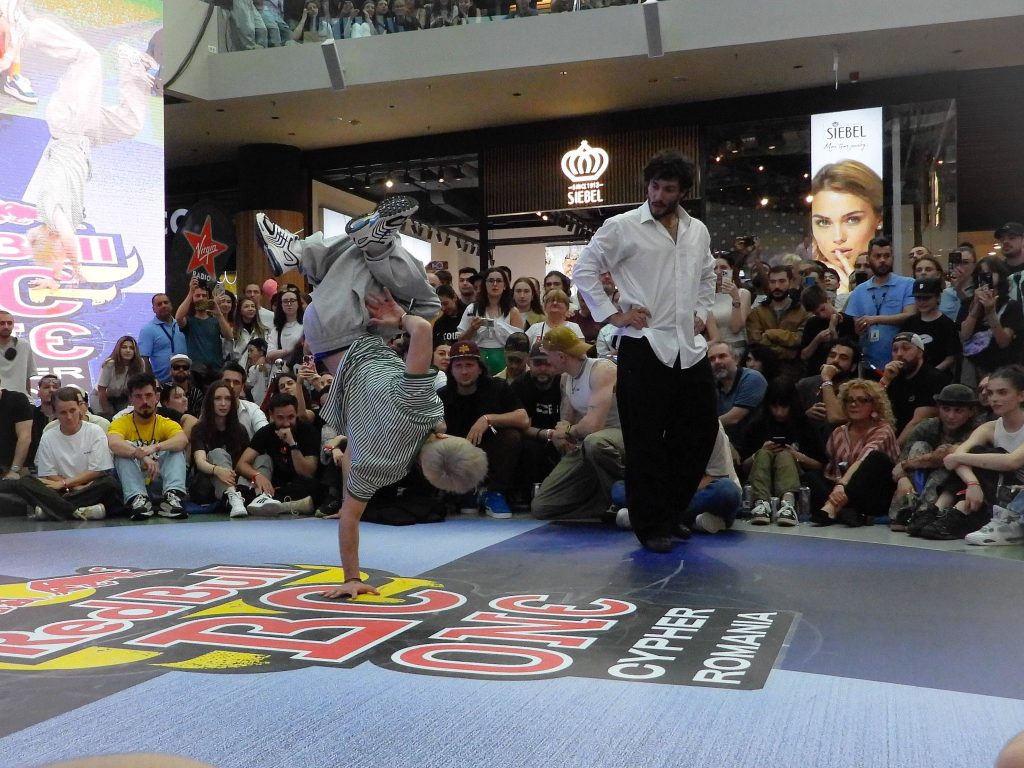 Red Bull BC One, dincolo de battle: o seară despre comunitate și exprimare prin mișcare